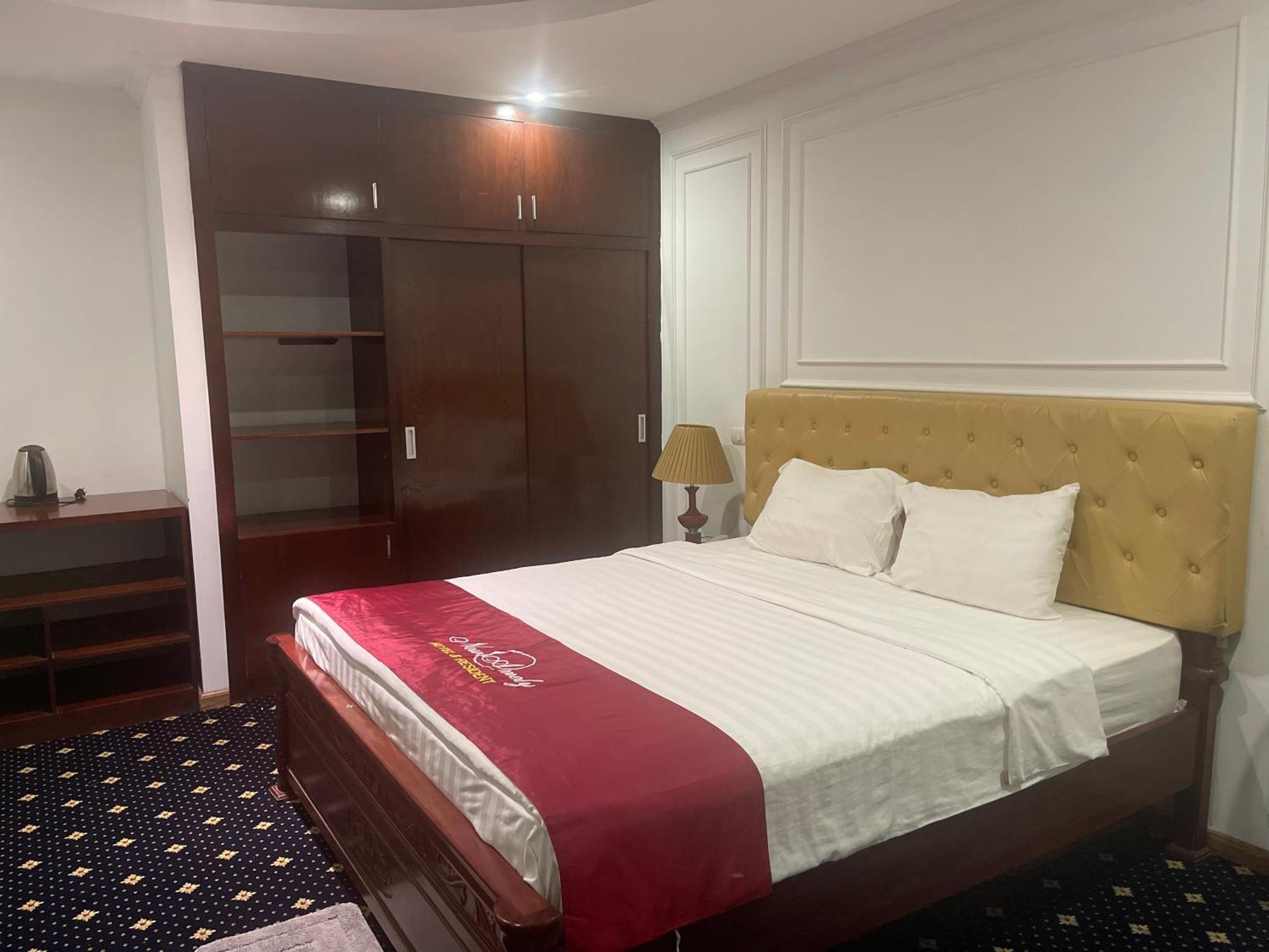 New Amely Hotel Hanoi Exteriör bild
