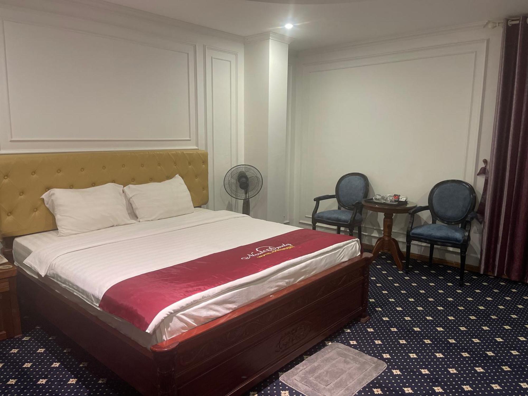 New Amely Hotel Hanoi Exteriör bild