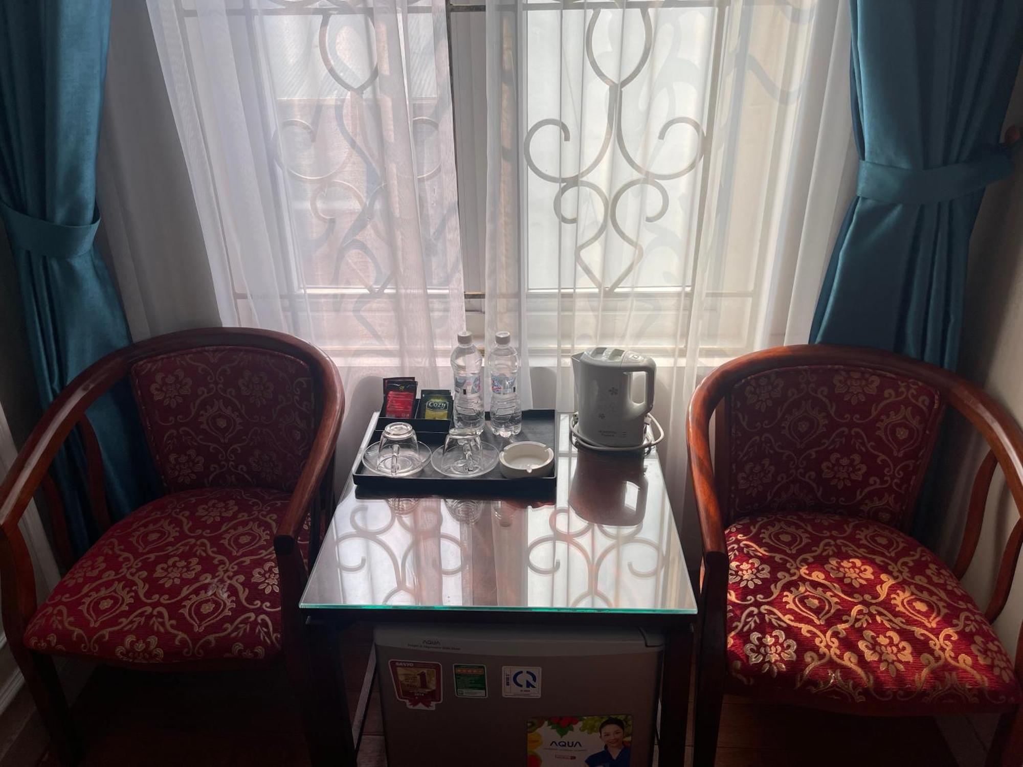 New Amely Hotel Hanoi Exteriör bild